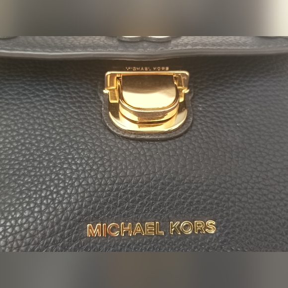 Authentic Michael Kors Bristol Floral Appliqué Satchel/Crossbody Bag -Navy Blue - Picture 13 of 16